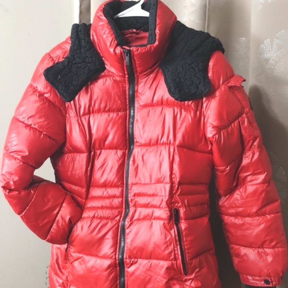 BRAND: Steve Madden / SIZE: M/M